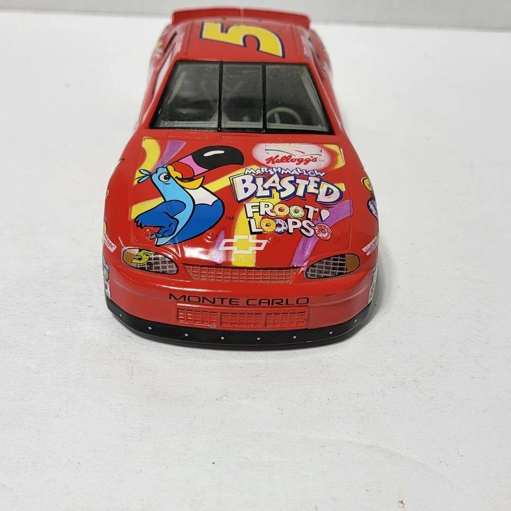 Racing Champions 1998 Terry Labonte 5 Kellogg's Froot Loops Monte Carlo 1:24 Red